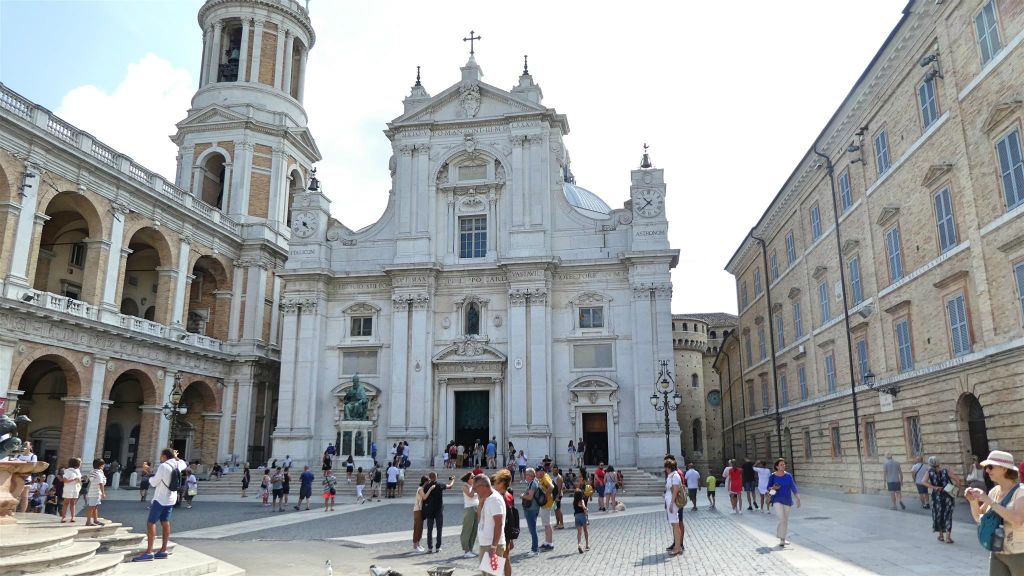 LORETO - de basiliek van het heilig huis