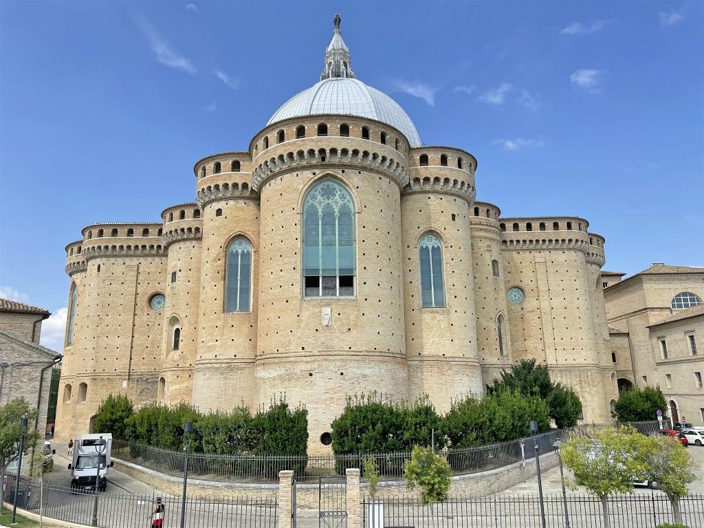 LORETO - de basiliek van het heilig huis