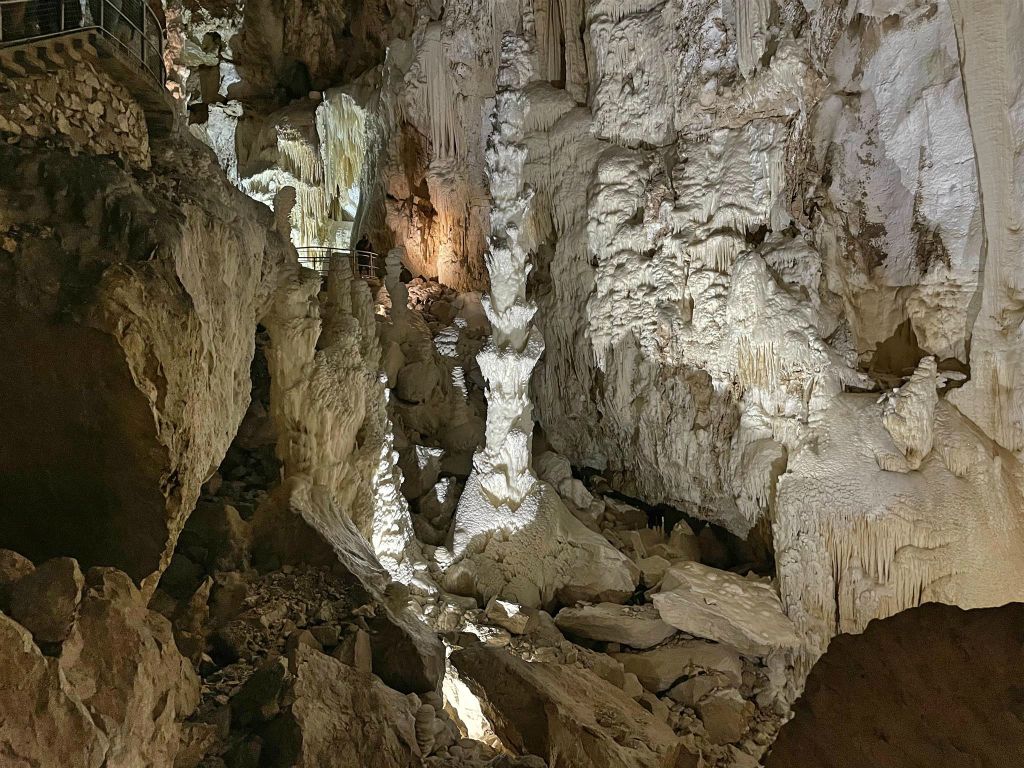 GENGA - de grotten van Frasassi