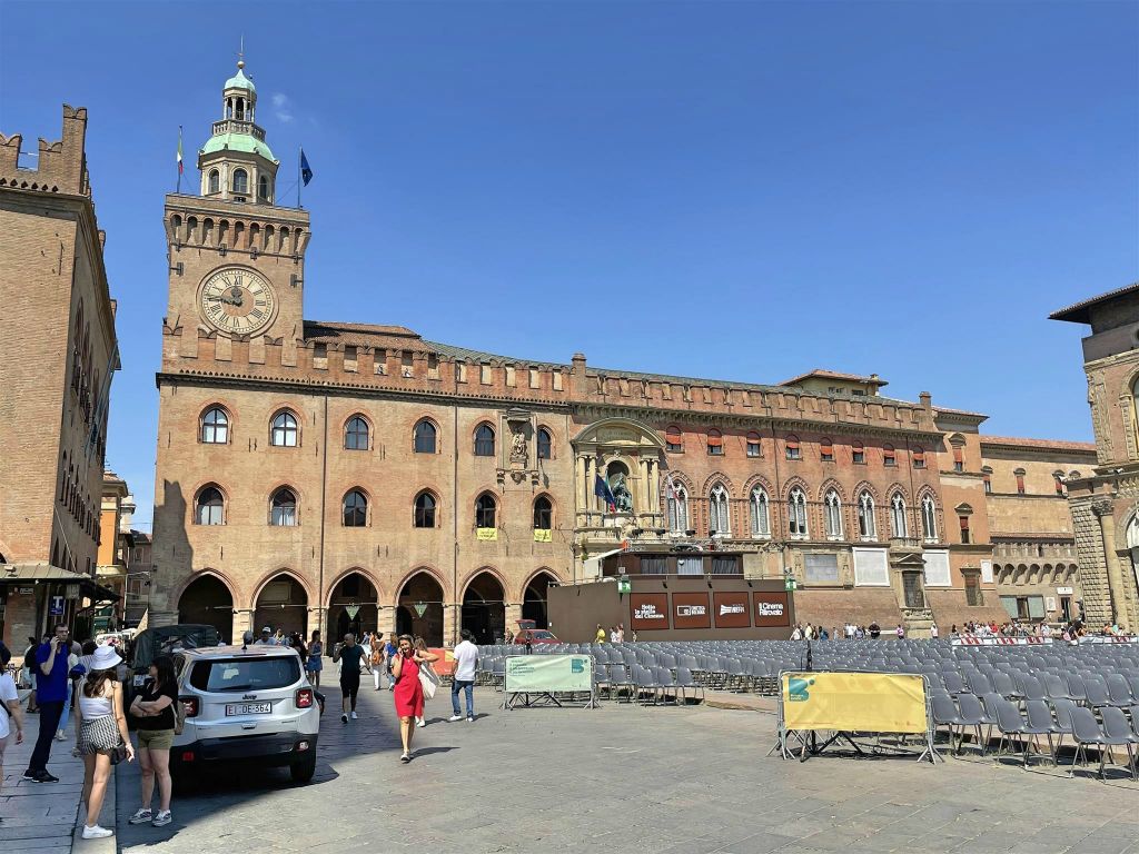 BOLOGNA - het Palazzo d'Accursio