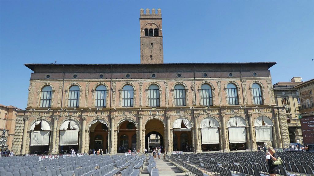 BOLOGNA - het Palazzo Re Enzo