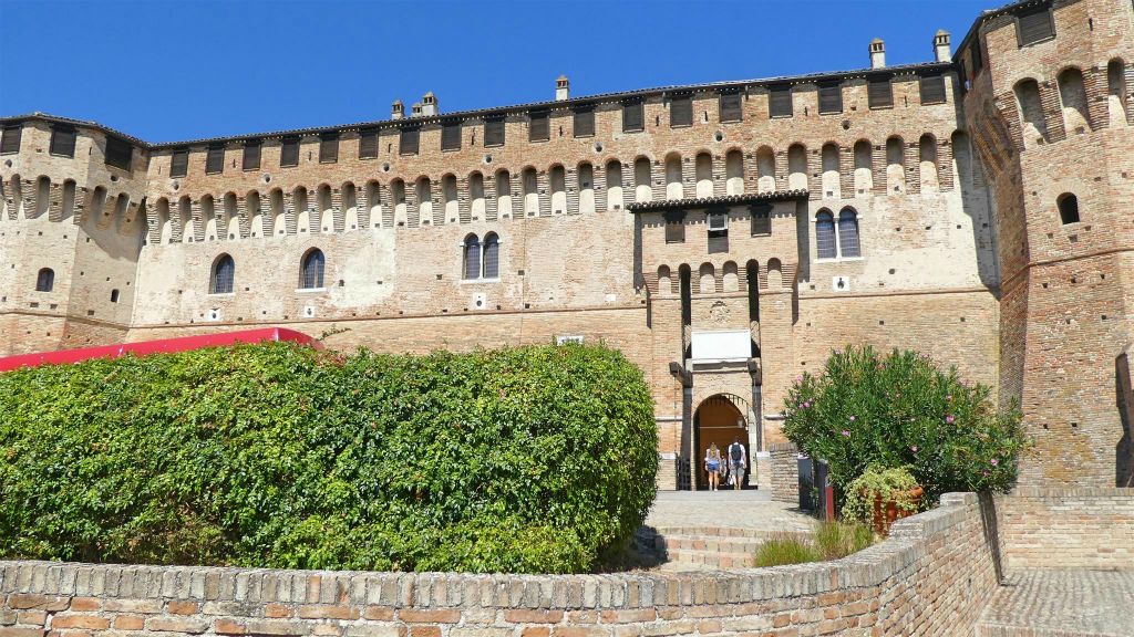 GRADARA - het kasteel
