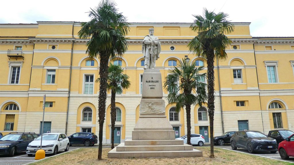 RAVENNA - het Garibaldimonument