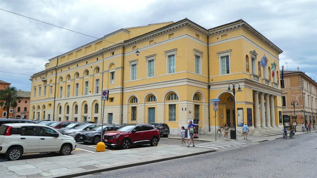 RAVENNA - het operahuis Teatro Comunale Alighieri