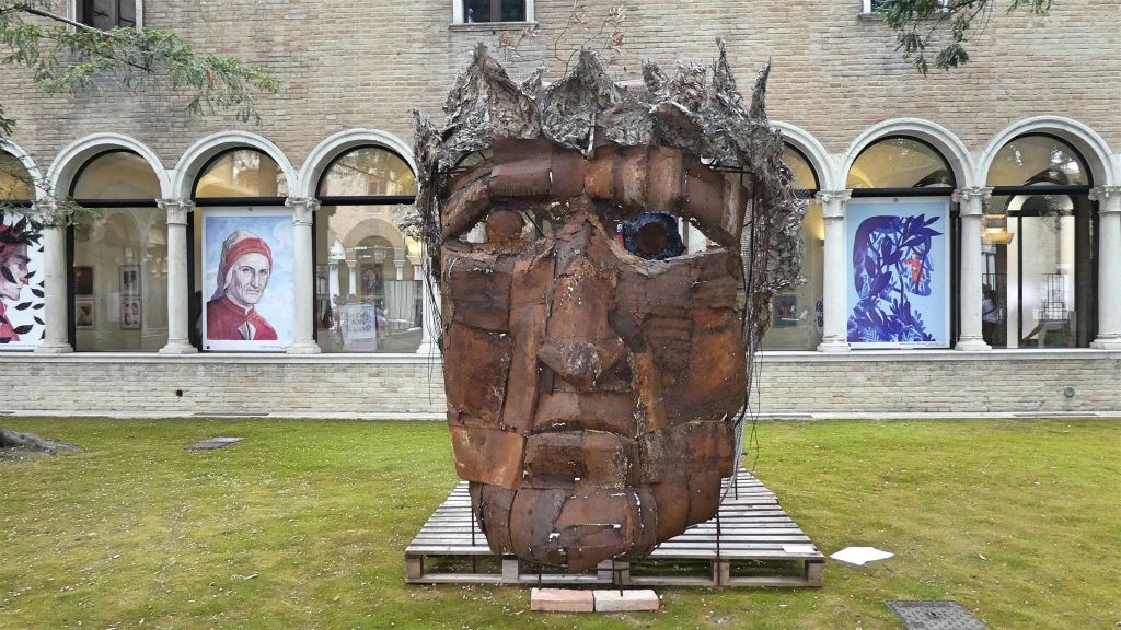RAVENNA - een kunstwerk bij een Dante kunstgallerij