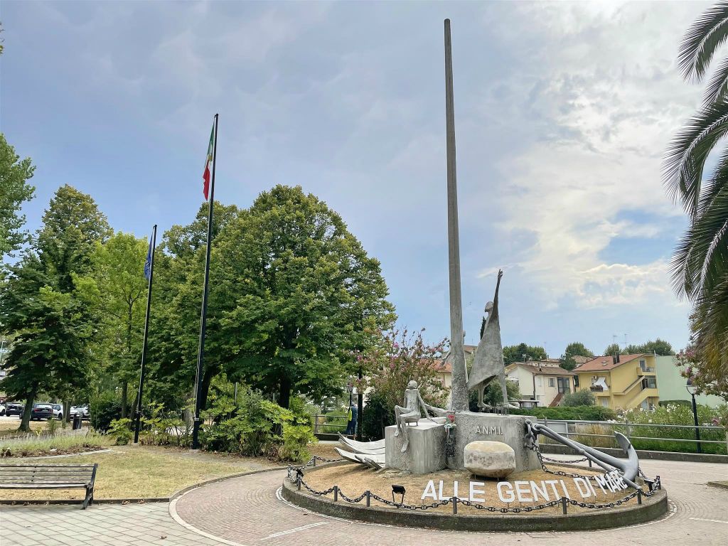 GABICCE MARE - een monument