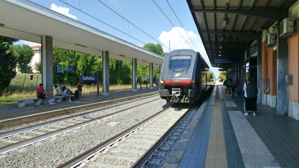 GABICCE MARE - de trein waarmee we naar Ancona gaan