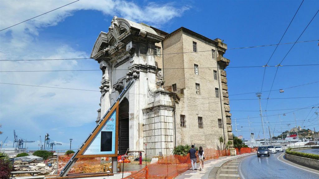 ANCONA - de stadspoort Porta Pia