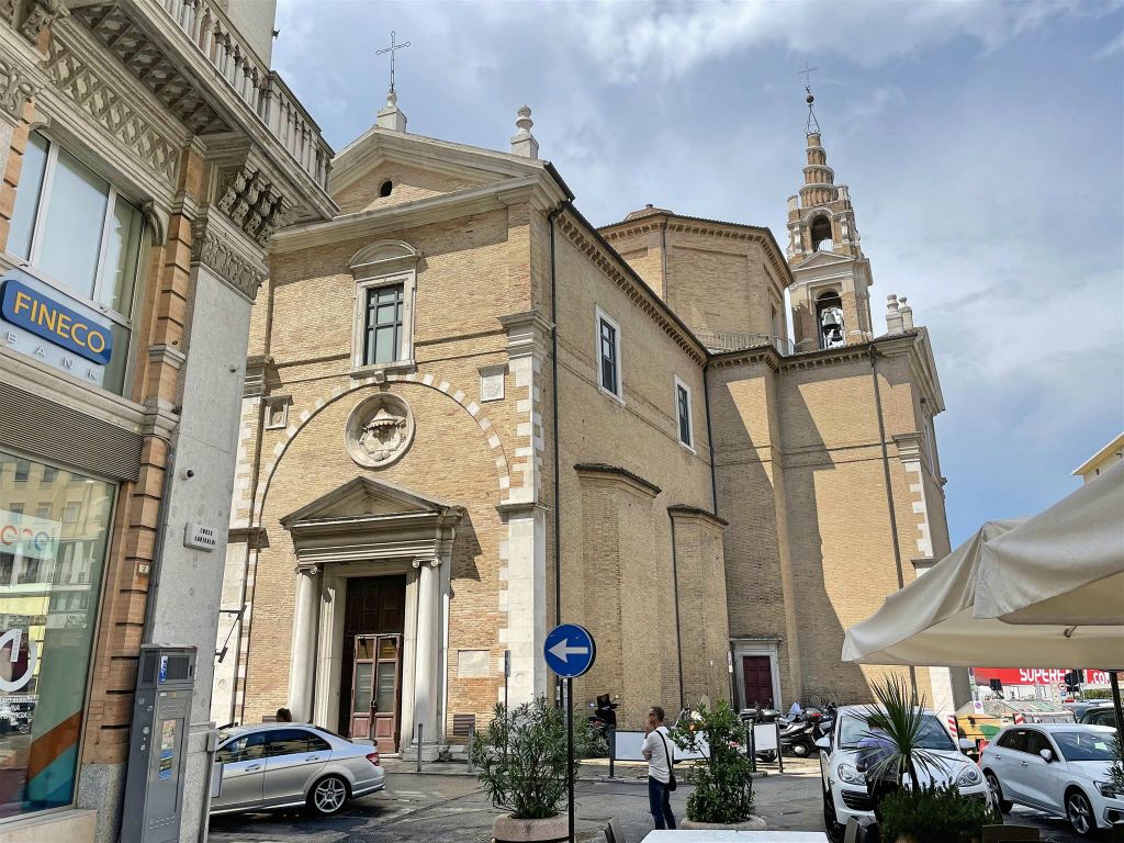 ANCONA - de kerk van het allerheiligst sacrament in Tor de' Schiavi
