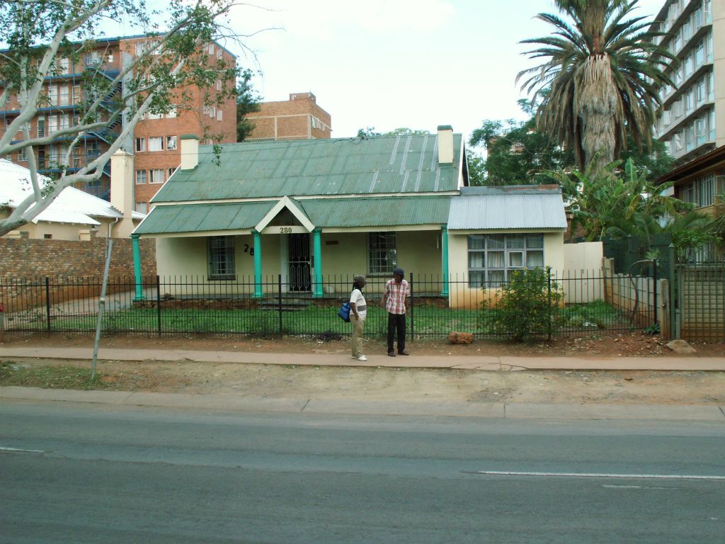 PRETORIA - een huis tegenover het hotel waar we verbleven