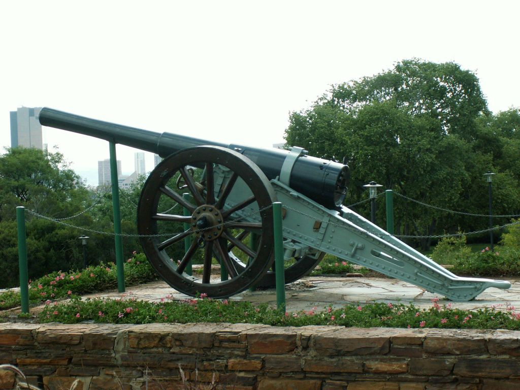 PRETORIA - een kanon bij de Union Buildings