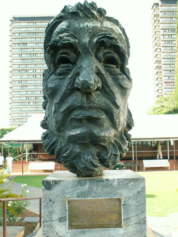 PRETORIA - een buste van Paul Kruger bij het Paul Kruger museum