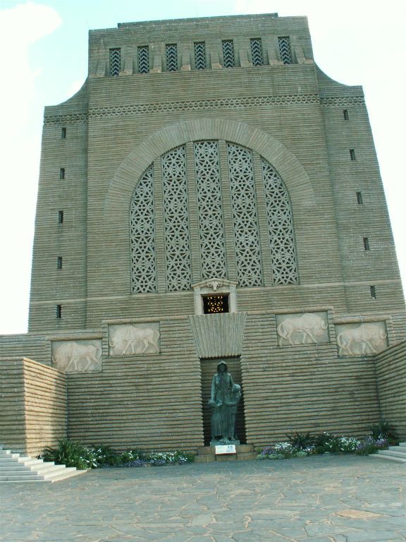PRETORIA - het voortrekker monument