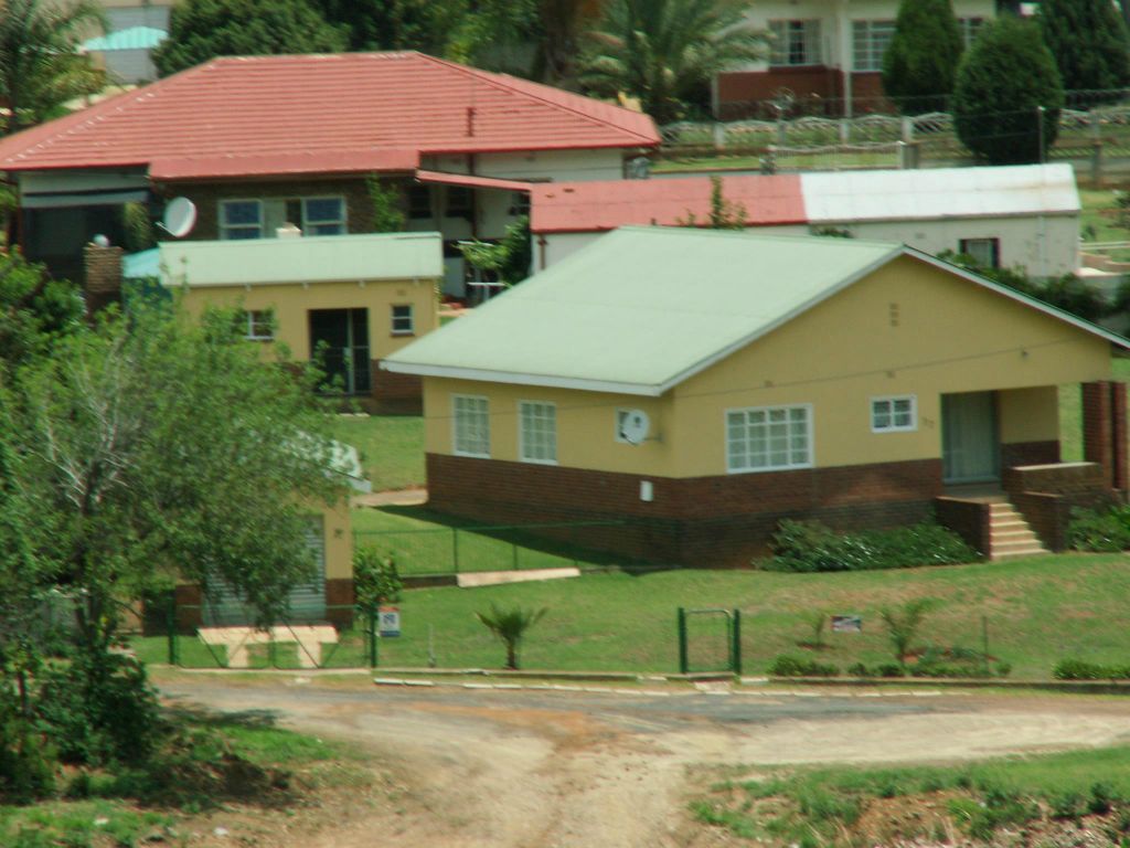 PRETORIA -> KRUGER NATIONAL PARK - enkele huizen onderweg
