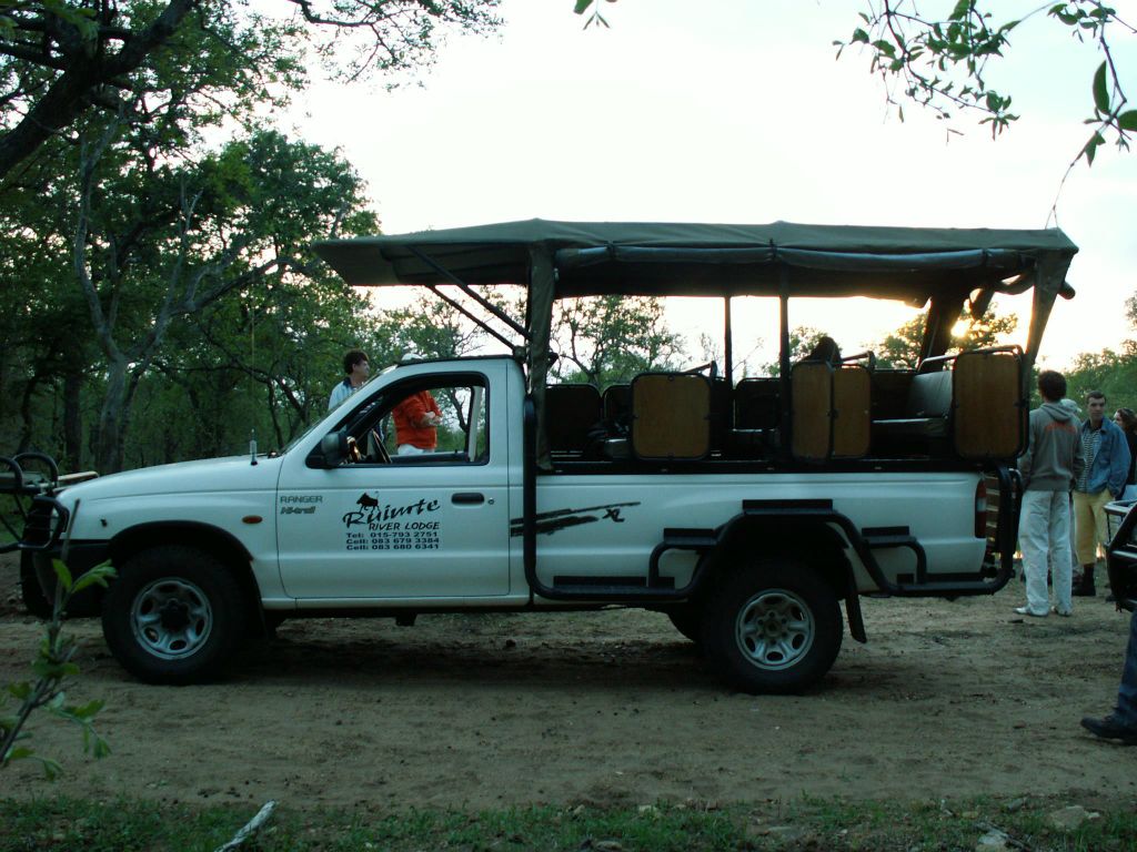 KRUGER NATIONAL PARK - een jeep waarmee we door het park reden