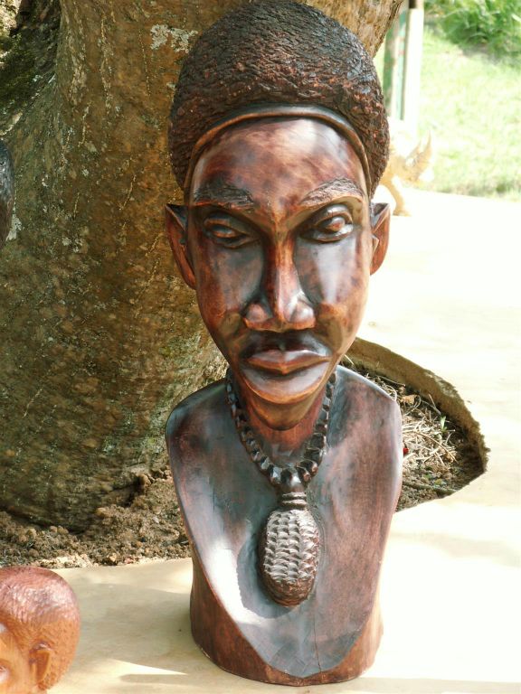 SWAZILAND - een houten beeld