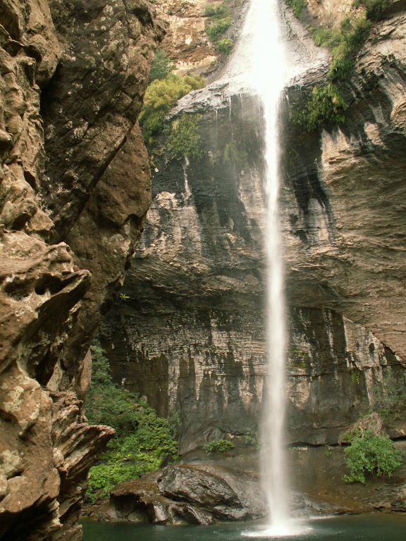 ROYAL NP - een waterval