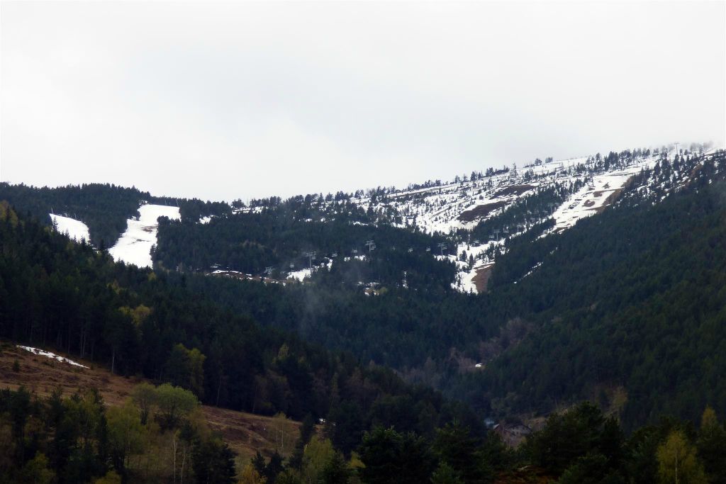 PAL - uitzicht vanaf het dorp Pal