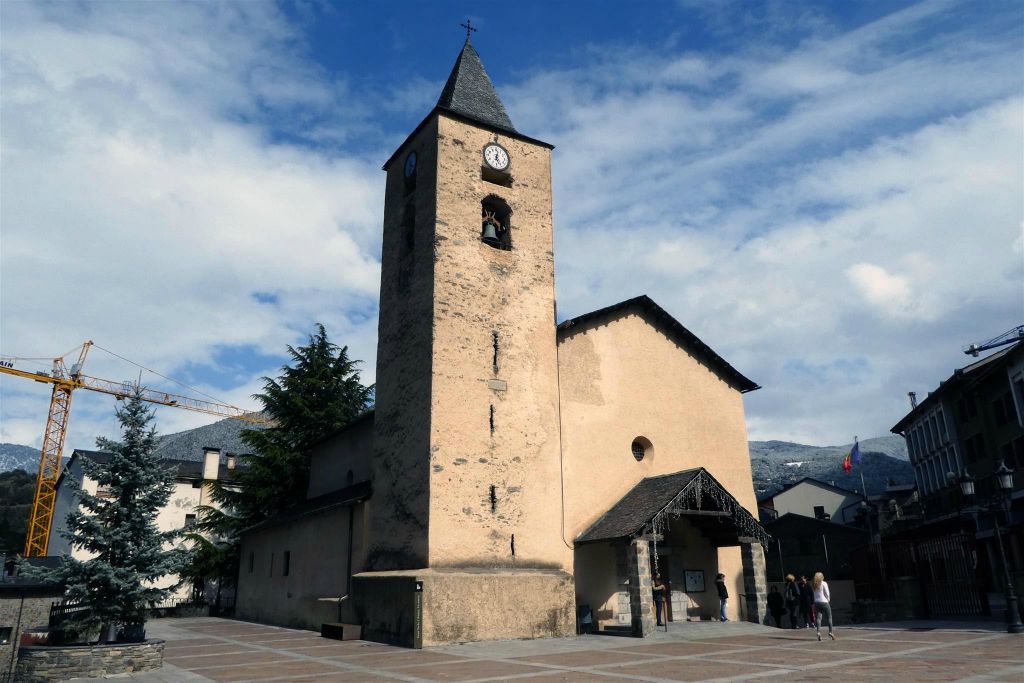 LA  MASSANA - de kerk van Sant Iscle en Santa Victoria