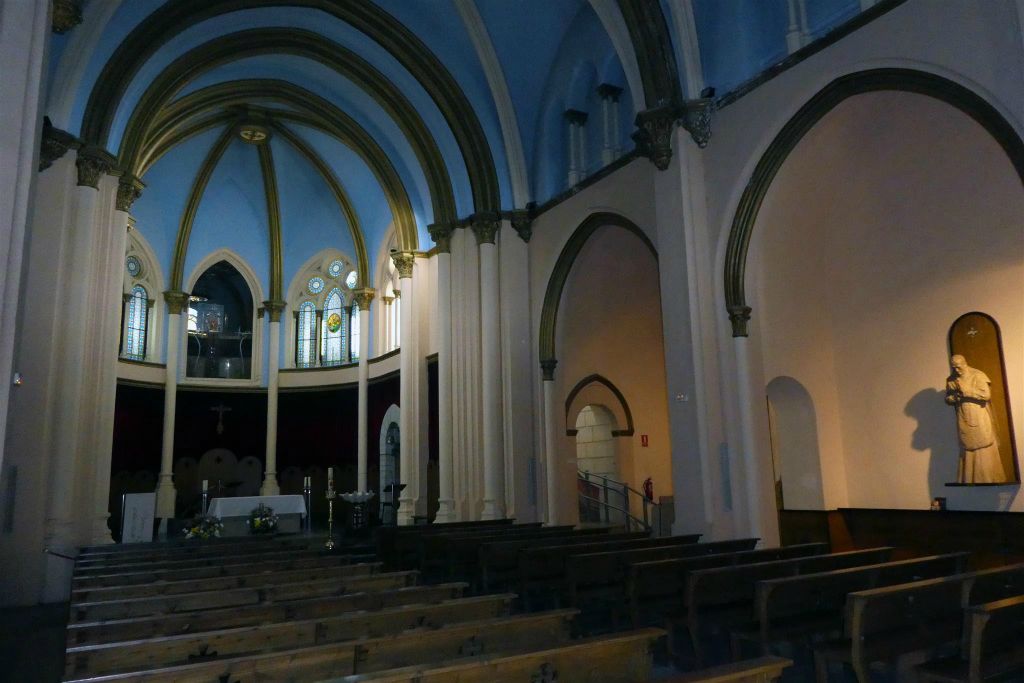 VALL DE NURIA (SPANJE) - binnen in de kerk van de maagd van Núria