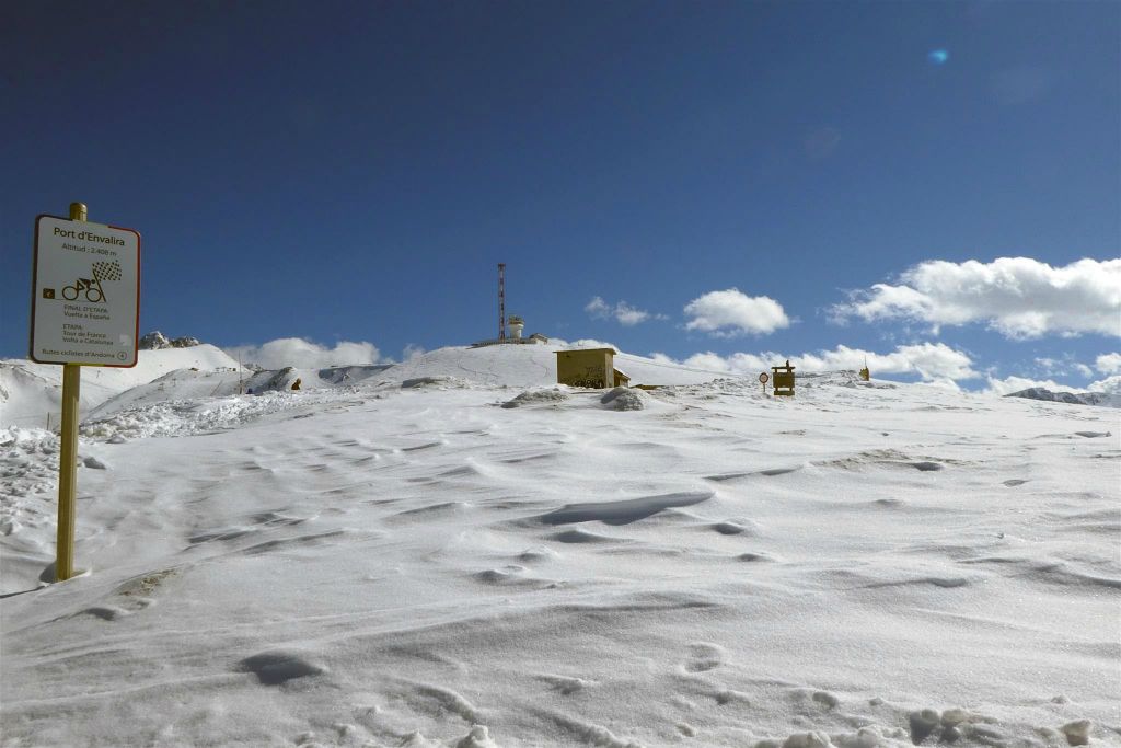 ENCAMP - uitzicht bij de bergpas Port d'Envalira