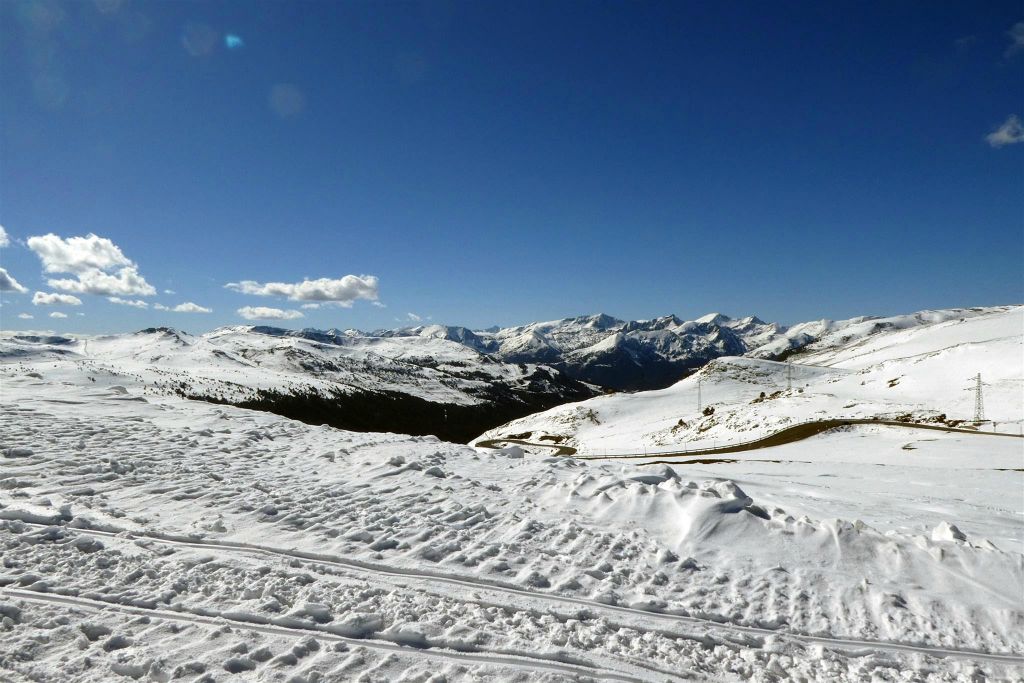 ENCAMP - uitzicht bij de bergpas Port d'Envalira