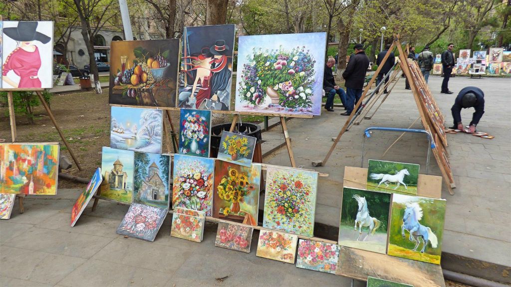 YEREVAN - enkele schilderijen in het Martiros Saryan park
