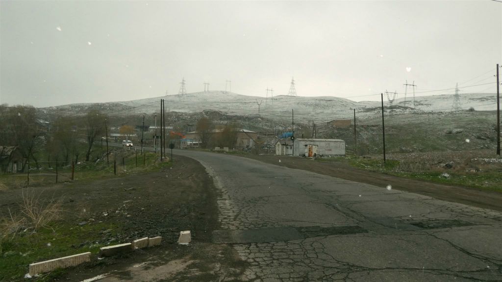 AMAGHU -> GORIS - het uitzicht bij een toilet stop
