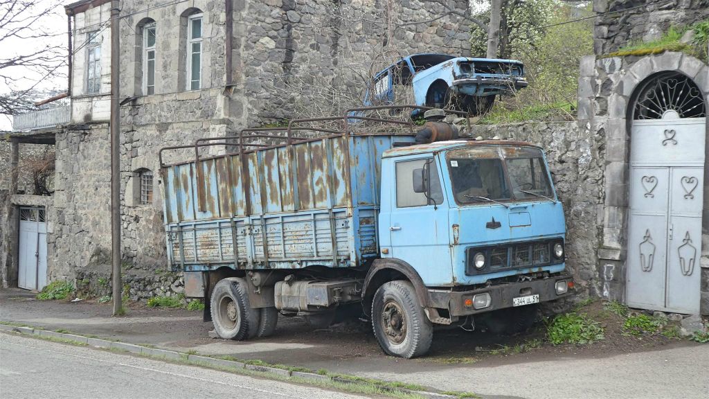 GORIS - een MAZ vrachtwagen