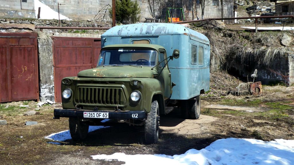 JERMUK - een ZIL-130 vrachtwagen