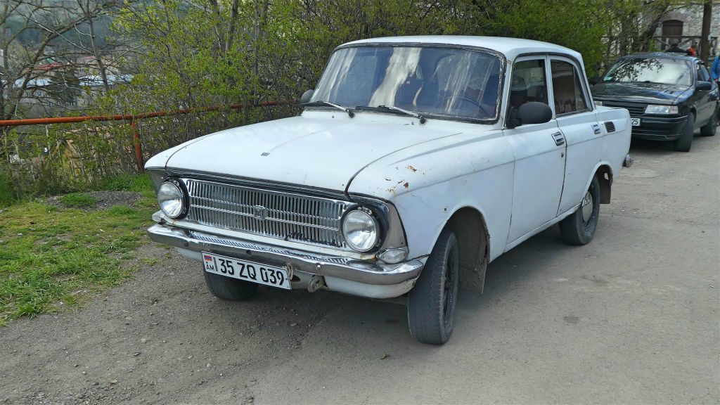 DILIJAN - een Moskvich-412