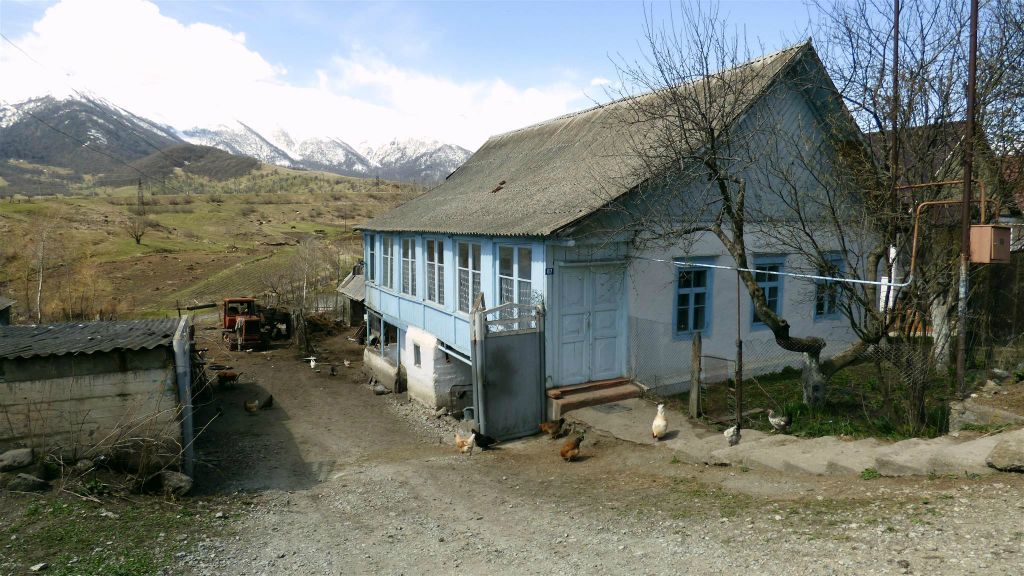 FIOLETOVO - een boerderij in het dorp met Russische Molokanen