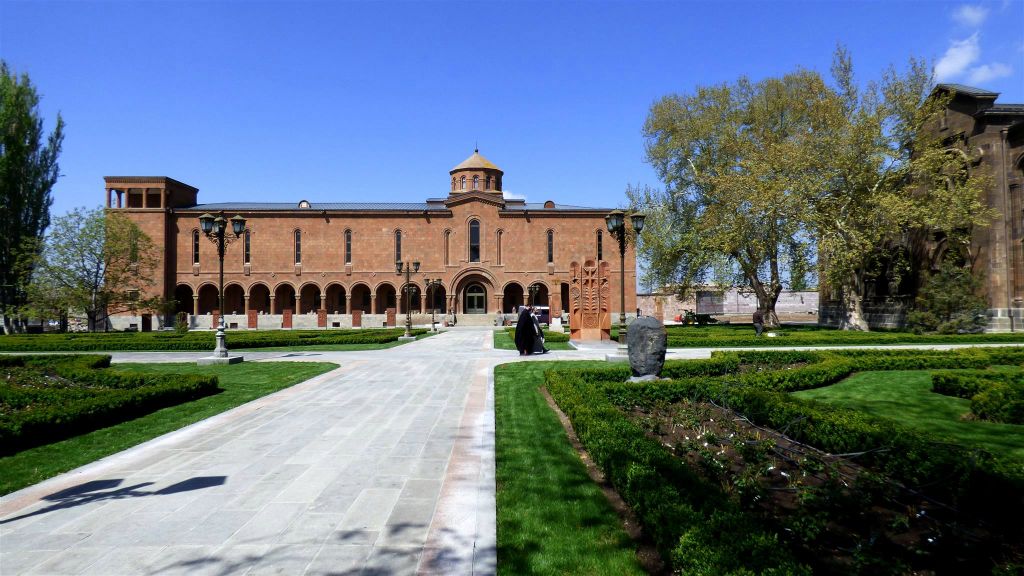 ETCHMIADZIN - het museum bij het Etchmiadzin-kathedraalcomplex