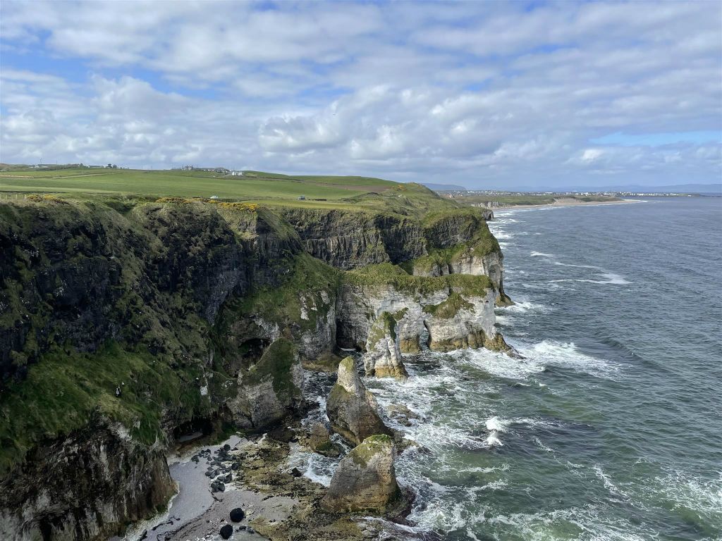 BUSHMILLS - het uitzicht bij Magheracross View Point