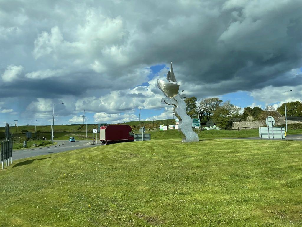 BALLYSHANNON - het morning star kunstwerk