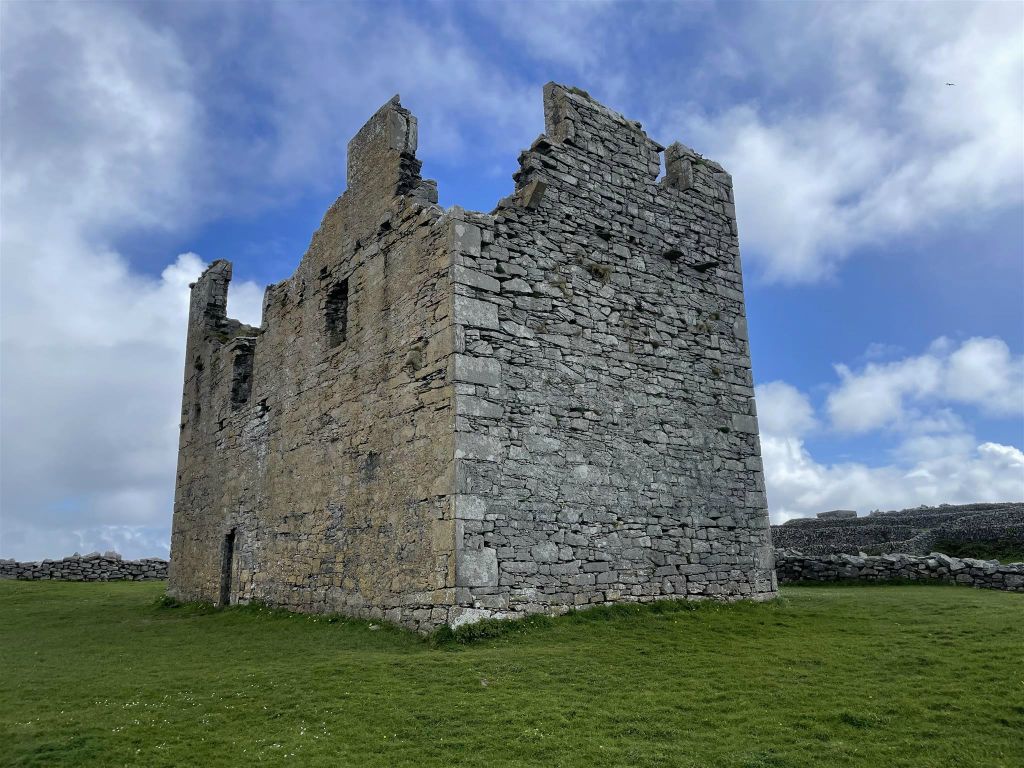INISHEER - de ruïne van het kasteel O'Briens
