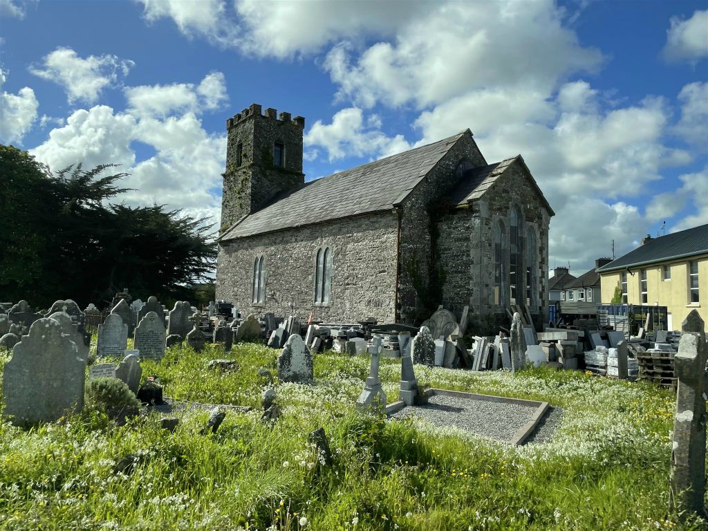 KILLEAGH - de middeleeuwse begraafplaats van de parochie van Killeagh