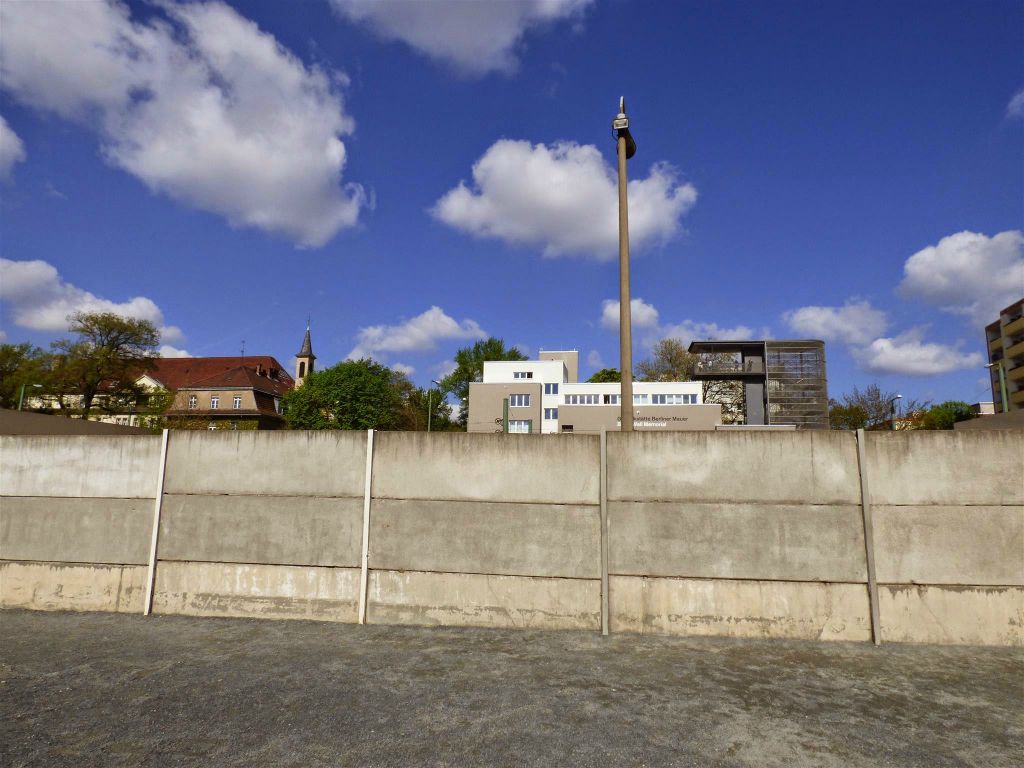 BERLIJN - de Gedenkstätte Berliner Mauer, een herdenkingsmonument van de Berlijnse muur