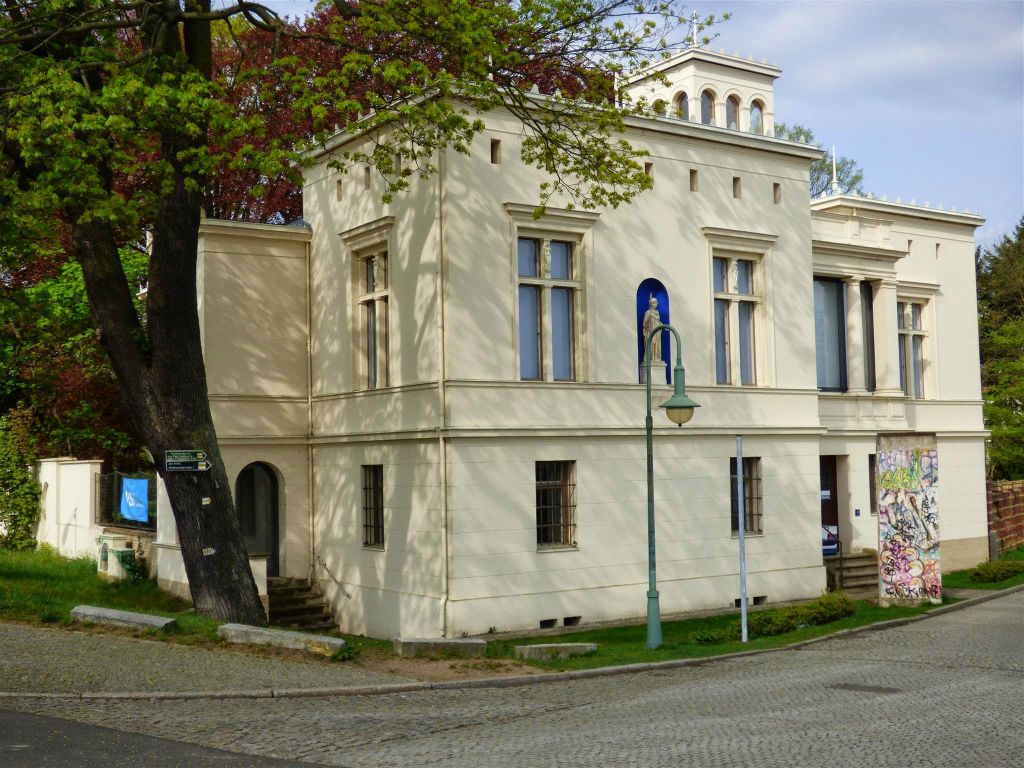 POTSDAM - de Villa Schöningen waar een aantal koningen gewoond hebben