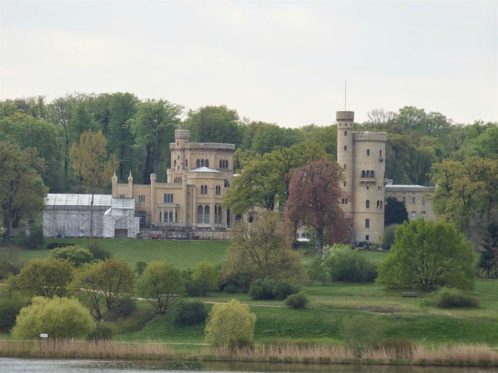 POTSDAM - het kasteel Babelsberg, een kasteel gebouwd als een zomerresidentie van de toenmalige prins Wilhelm I en zijn echtgenote prinses Augusta van Saksen-Weimar-Eisenach