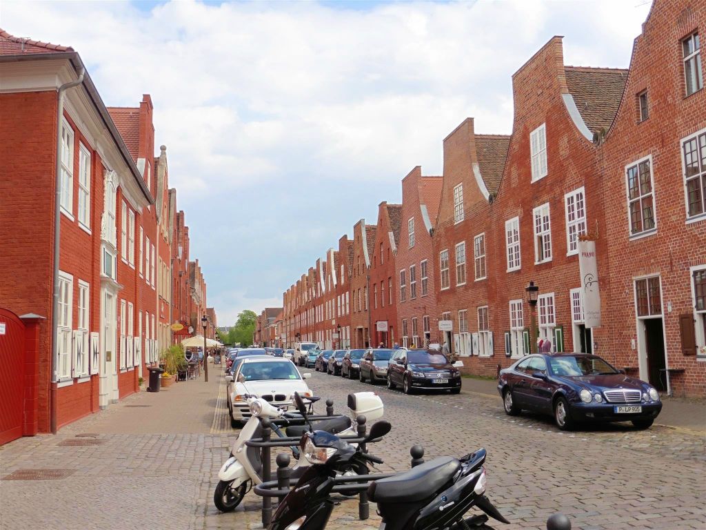 POTSDAM - Hollandse huizen in de wijk Holländisches Viertel