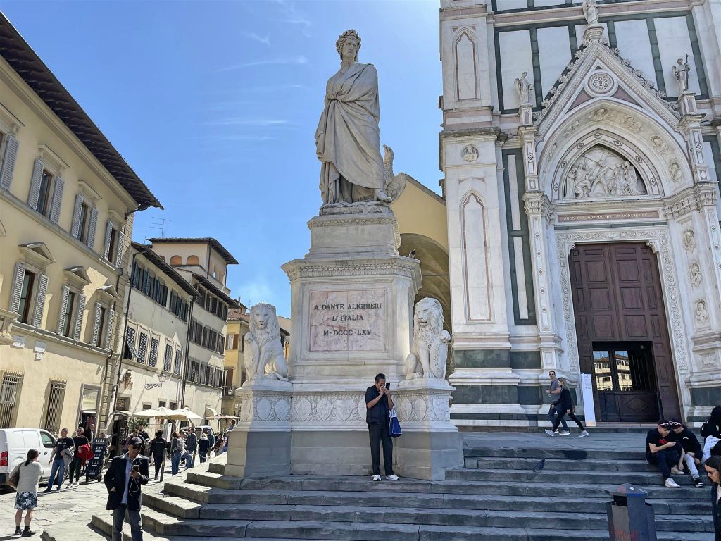 FLORENCE - het Dante Alighieri monument