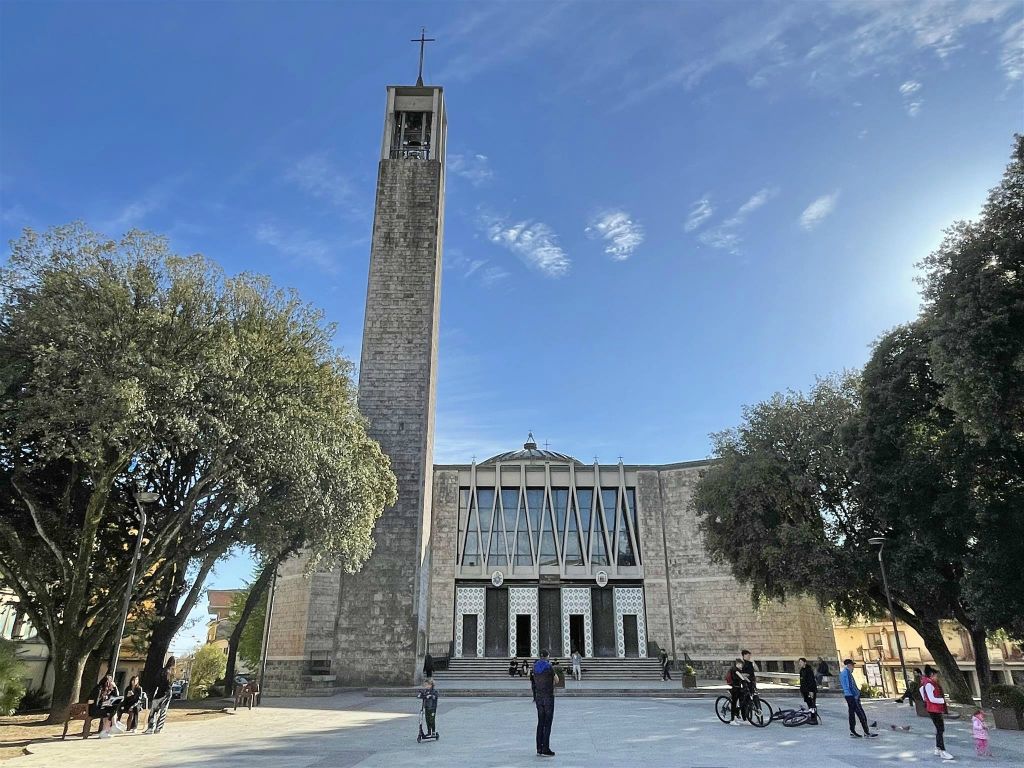 MONTECATINI TERME - de kerk van Santa Maria Assunta