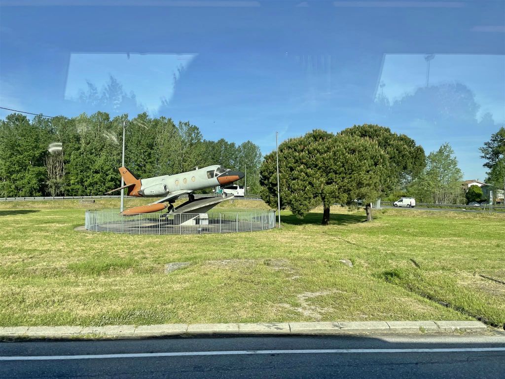 LUCCA - een Piaggio-Douglas PD-808