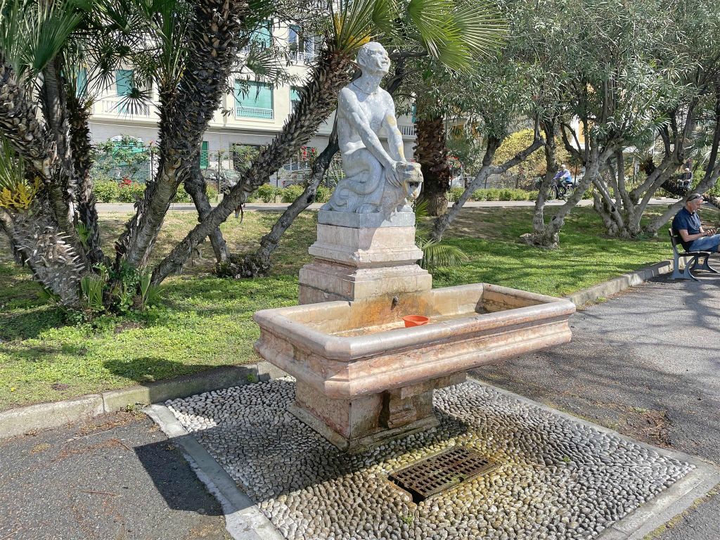 SAN REMO - een fontein