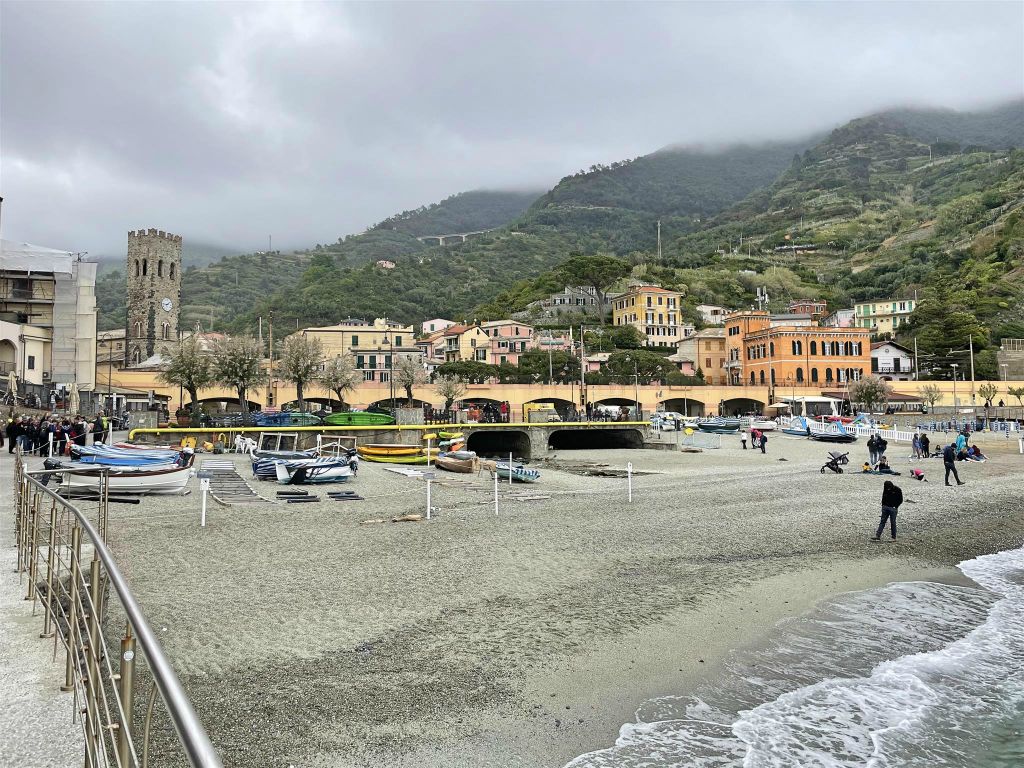 MONTEROSSO AL MARE - het dorp