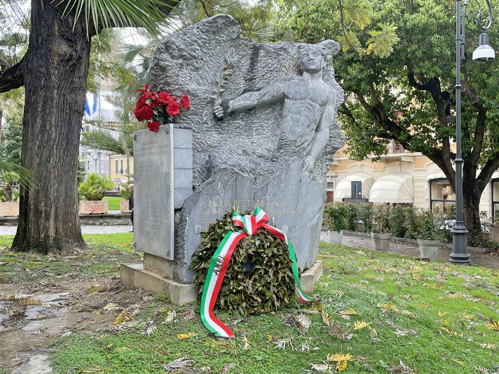 ALASSIO - een gedenkteken van de slachtoffers van het fascisme