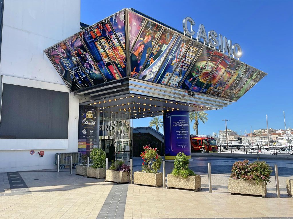 CANNES - het casino Barrière Le Croisette