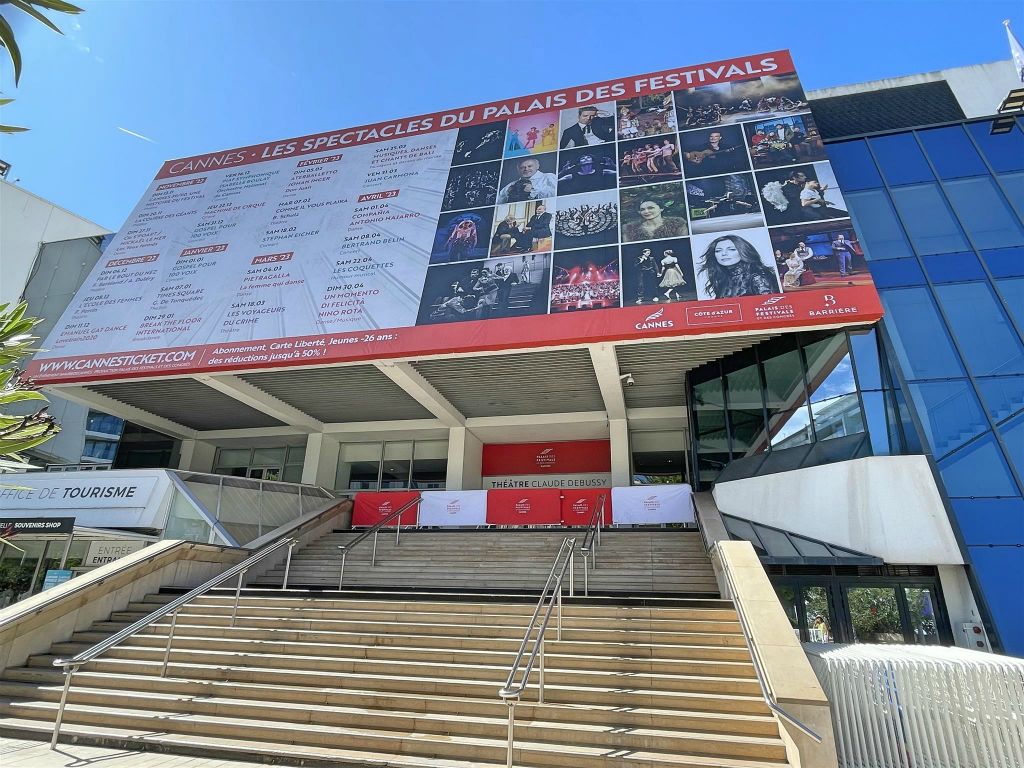 CANNES - het paleis van festivals en congressen
