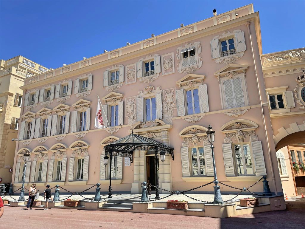 MONACO - het Force Publique-gebouw